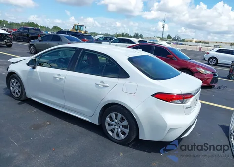 2022 Toyota Corolla Le z USA, uszkodzony, nr VIN JTDEPMAE1N3011596